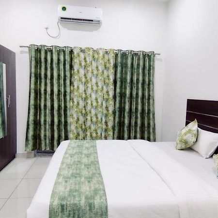 Suvarna Elite - Premium Apartment Hotel Mysore Exterior foto